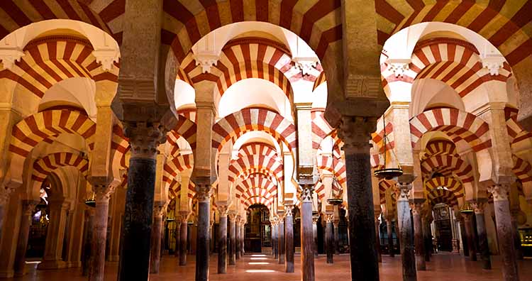 Endurecedores de superficies, cubiertas, fachadas, ventanas y otros materiales avanzados de construcción en la jornada de Córdoba