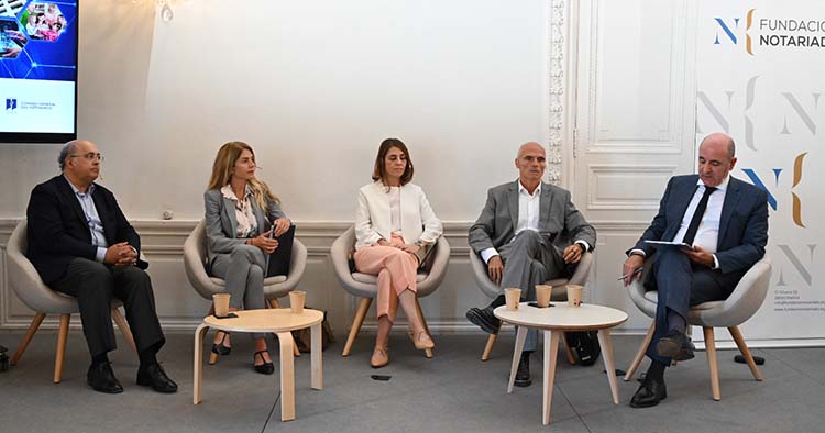 Las soluciones ante la falta de oferta en vivienda pasan por un marco legal que dé mayor seguridad jurídica y fomentar la colaboración público-privada