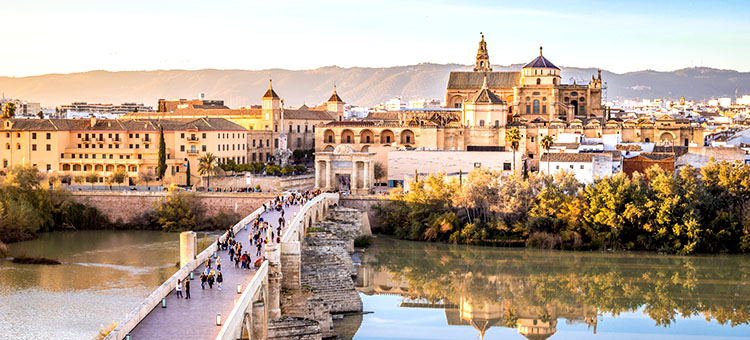 Expertos en innovación para la construcción participan en el encuentro de Córdoba