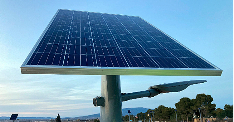 Iluminación solar en días nublados y con baja radiación