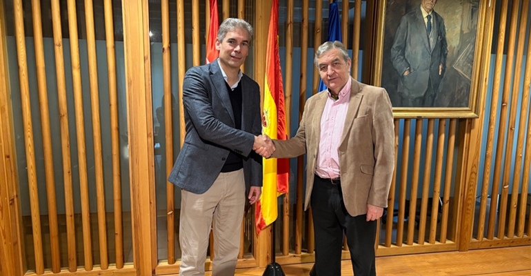 Coam y Famo firman un convenio para impulsar la colaboración entre arquitectura e industria del mobiliario