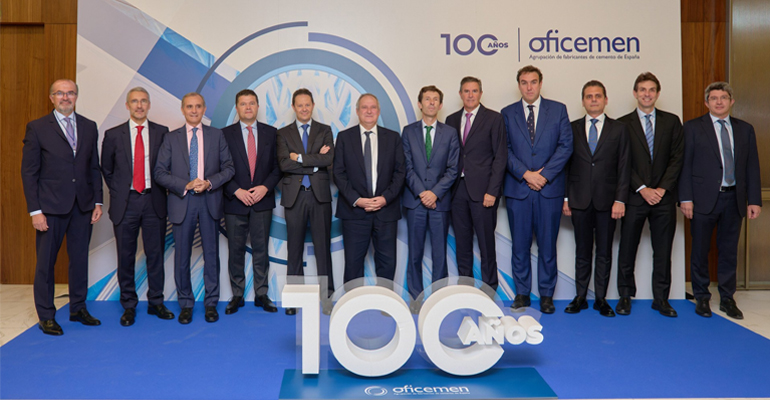 Oficemen celebra su centenario destacando el papel innovador y sostenible del cemento en la construcción del futuro