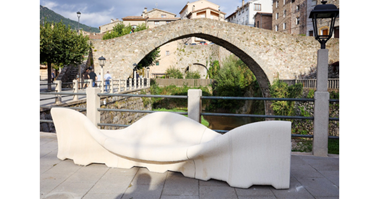 Banco hormigon 3d Pobla de Lillet - DPArquitectura