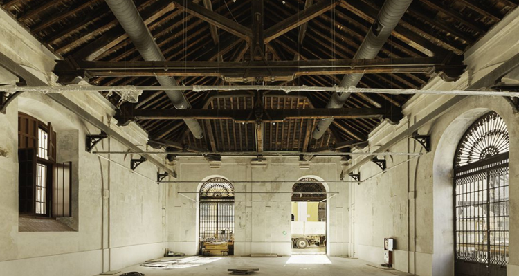 La Bienal Española de Arquitectura y Urbanismo inaugura su exposición con el lema Me–dio Pla–zo
