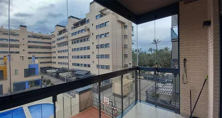 Cortinas cristal sentido 2 - DPArquitectura