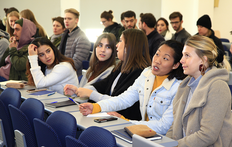 Estudiantes de Arquitectura de Valencia, Polonia y Estonia proyectan sobre la ciudad de Copenhague junto a arquitectos daneses