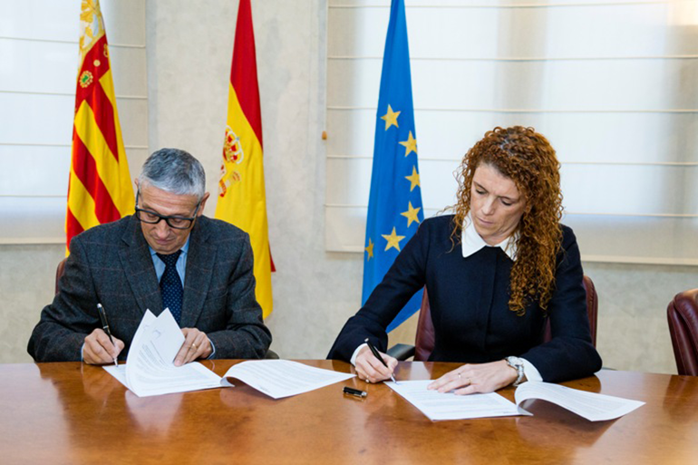 PwC y Ascer se unen para impulsar la transformación y digitalización del sector cerámico