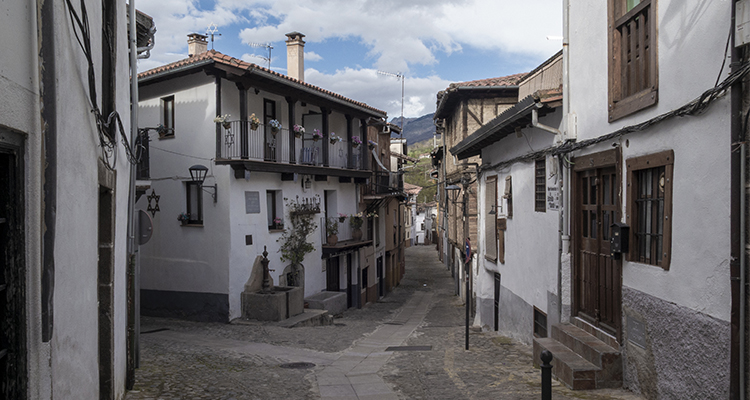 Arquitectura y salud abordan en Hervás el acceso equitativo a los servicios en el medio rural