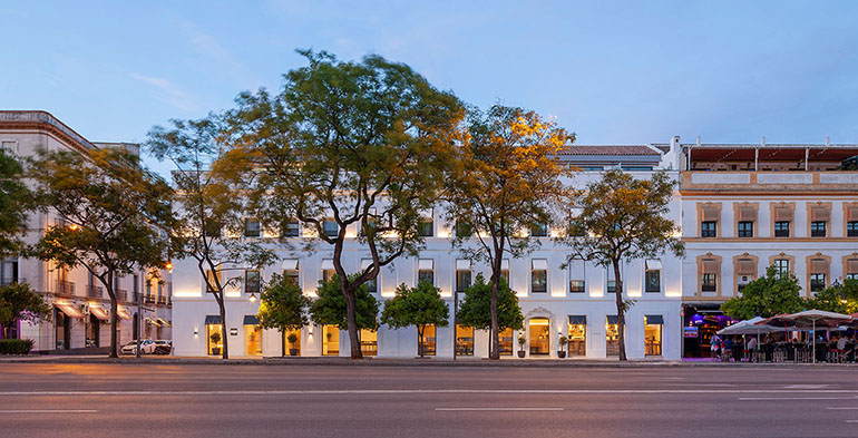 El Hotel Kivir de Sevilla y el Mercado Sant Antoni de Barcelona reconocidos como “Los edificios más eficientes de España”