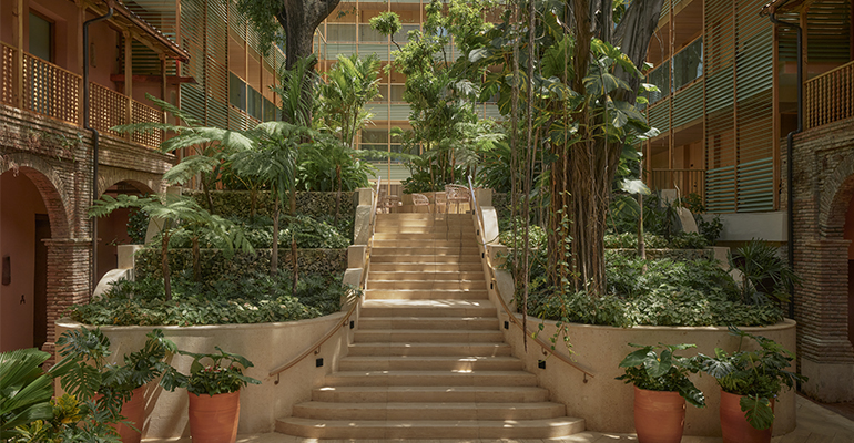 Moneo Brock, finalista en los Dezeen Awards 2025 con el Kimpton Las Mercedes Hotel