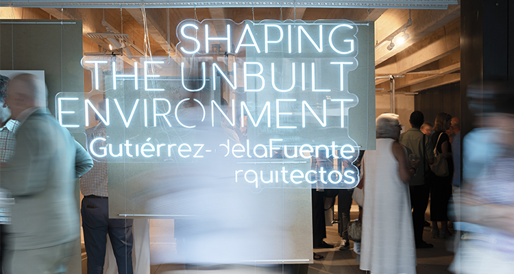 Una exposición para reivindicar el valor transformador de los espacios no construidos en la ciudad europea