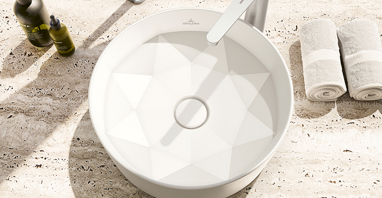 Lavabo Octagon: precisión cerámica y diseño escultórico