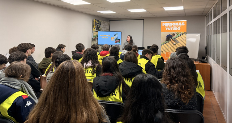 Visita alumnos Tejas Verea 2 - DPArquitectura