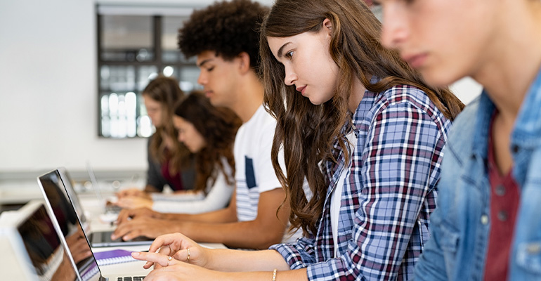 empresas-no-logran-cubrir-vacantes-tecnologicas-DPArquitectura-Infoconstrucción