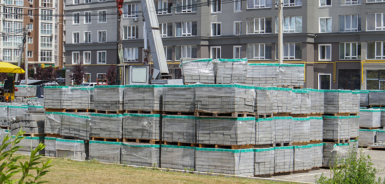 La UE avanza para “dar una segunda vida” a los más de 3.000 productos que componen cualquier edificio estándar, según GBCe