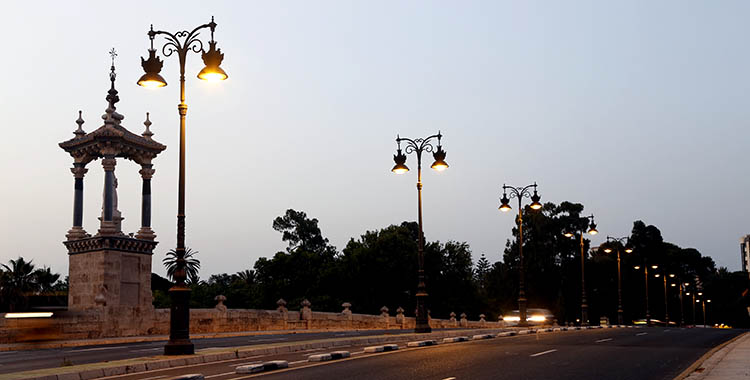 Un nuevo alumbrado inteligente permite ahorrar energía a la ciudad de Valencia